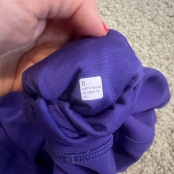 Lululemon Athletica Petrol Purple 6” WunderTrain Shorts with Pockets - size 8 - Picture 3 of 4